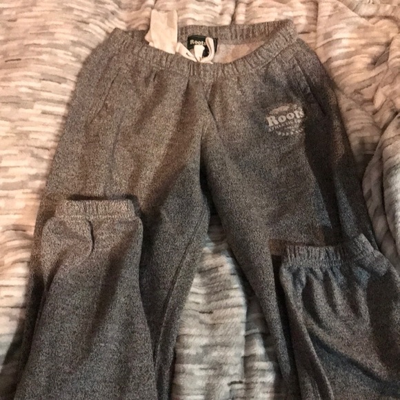 Roots sweatpants - Picture 2 of 4
